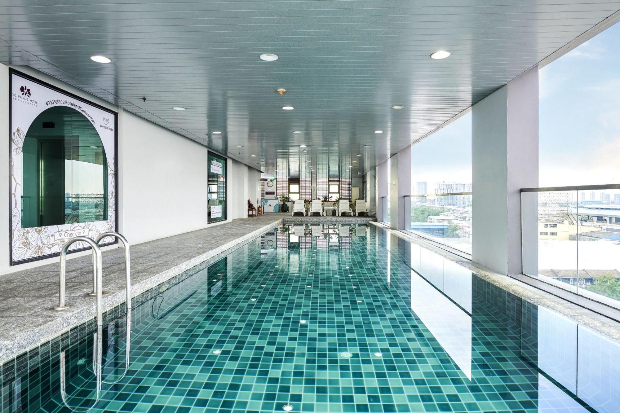 Tk Palace Hotel & Convention Bangkok Kültér fotó
